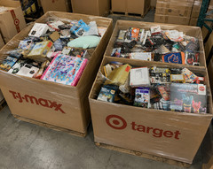 Amazon Overstock Wholesale Lot with Household and Kitchen Essentials