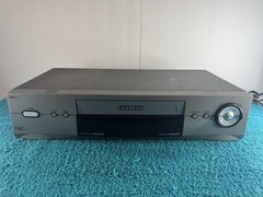 Assorted Lot of 6 VHS/DVD/Blu-Ray Players FOR PARTS OR REPAIR Only Power Tested