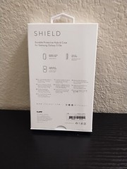LAUT Samsung Galaxy S10e Case – Mint Green . Shield.