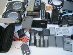 Mixed Lot of Electronics, remotes, Batteries, speaker more..50 pcs C