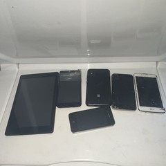 Apple iPhone Smartphones & LG Phones Mixed Lot with Tablet