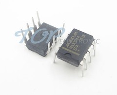 5PCS MAX1044 MAX1044EPA Voltage Converter DIP-8