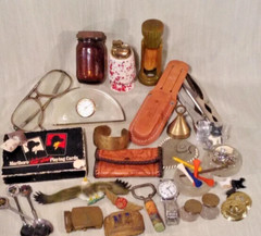 10 pound box of » Manifested » items from Estate Liquidation Service,NY-#424