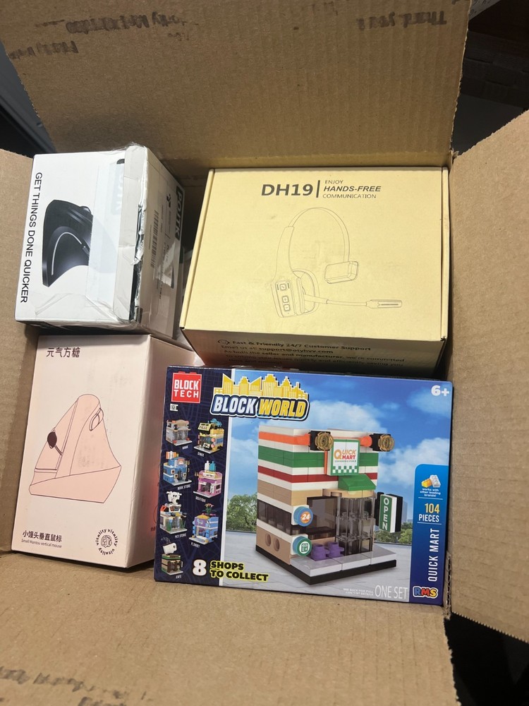 24x assorted amazon lot electronics & accessories all manifest x reseller
