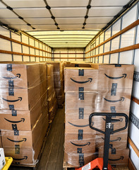 Amazon Inventory Treasure Hunt – Warehouse Surprise Bundle