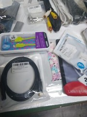 Computer bag of 34 Misc Electronics Reseller Lot. READ DESCRIPTION for manifest