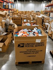 Amazon Electronics & Daily Essentials Mystery Box