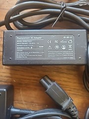 Lot Of Assorted Chargers 20 Total HP, Sony, Blackberry Ect $35 FREE SHIPPING