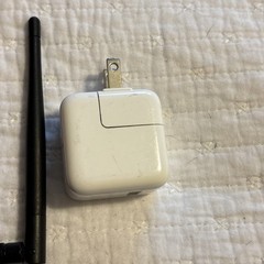 Mixed Lot Electronics UNTESTED Flip Video Ultra Apple 12W Power Adapter Charger