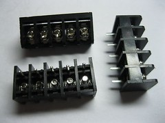 20 pcs Screw Terminal Block Connector 5 pin 8.25mm Barrier Type Black DC39B New