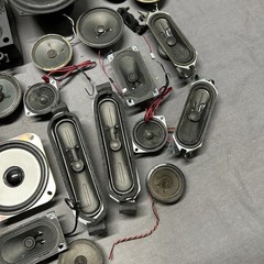 LOT OF 35+ MISC ELECTRONICS SPEAKERS (ALL SPEAKERS ARE UNTESTED AND SOLD AS IS)