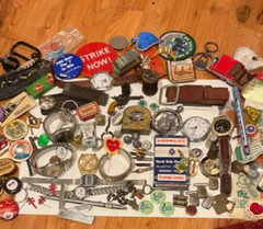 10 pound box of » Manifested » items from Estate Liquidation Service,NY-#4F4