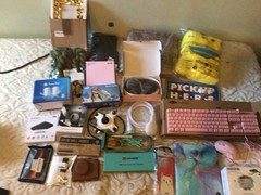IGNee Mixed Lot Consumer Electronics Accessories Pink Keyboard Mouse & Cables