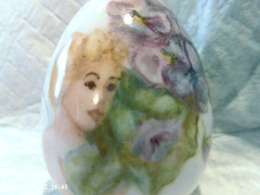 A Sleeping Cat figure, Butterfly Dish, Decorative Egg ( Please read )