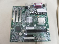Dell Motherboard Bluford E139765 411716900011 CN-07W080 + Pentium 4 2GHz CPU