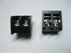 20 pcs Screw Terminal Block Connector 2 pin 6.35mm Barrier Type Black DC29B New