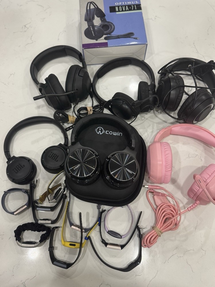 Lot Of Electronic Devices UNTESTED – Watches, Headphones