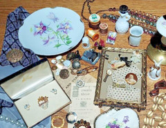 10 pound box of » Manifested » items from Estate Liquidation Service,NY-PCN#146