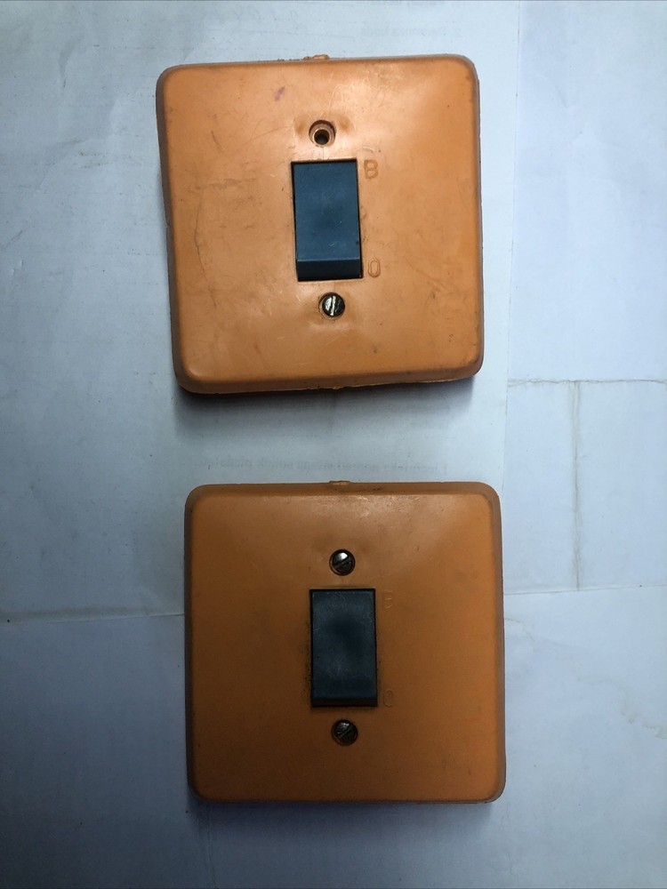 price 55k. made in USSR 250v 6a Plate Switch PCs 2 Looking Foto