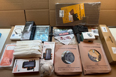 MIXED LOT ELECTRONICS – MIXED ACCESSORIES ETC – AS SHOWN – SEE PICTURES