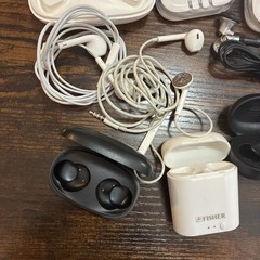 Untested Headphones And Charging Cases Lot Missing Earbuds Junk