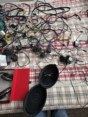 Google Pixel 2 XL Mixed Lot Cables Chargers Remotes Headphones