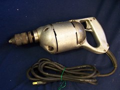 VINTAGE BLACK & DECKER 28991 4HO 110V 2000 RPM DRILL WITH JACOBS 312 CHUCK