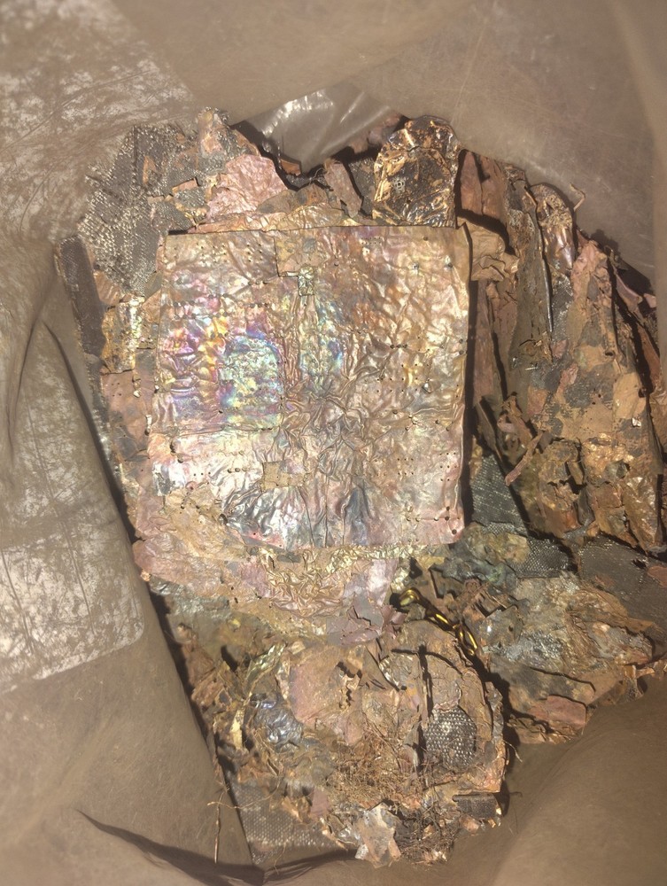 Scrap Gold, Paladium,Silver, Platinum,Copper & Zink.5 Lb Lot Of Burnt PCB Foils