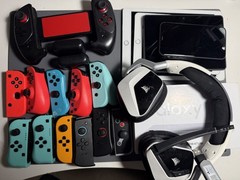 AS ISElectronics Repair Lot iPad Pro iPhone 11 Galaxy Tab A7 Kindle Joycon AS IS
