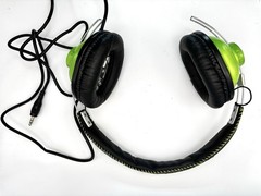 iFrogz EarPollution ThrowBax Headphones Green (100% Working) Used