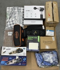 AMAZON WHOLESALE LOT OF 17 ELECTRONICS ACCESSORIES, VACUUM’S, MASSAGER + MORE