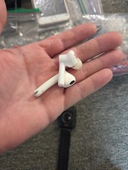 Toshiba Satellite – Lenovo ThinkPad – IPhone – Apple EarBud – Huge Mix DONT MIS