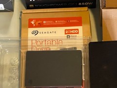 HUGE TECH/ELECTRONICS LOT!!!! Otterbox/ Logitech/ Jabra/ Sandisk/ Cooler Master