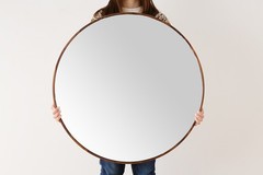 PLAIN Round Mirror Ø79cm Walnut – Discontinued 20% Off