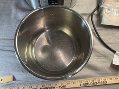 Instant Pot IP-DUO60 V3 6 Qt Electric Pressure Cooker Stainless Steel 1000W