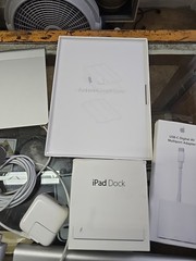 Mixed Lot Of Apple Ipad Accessories Used As Is