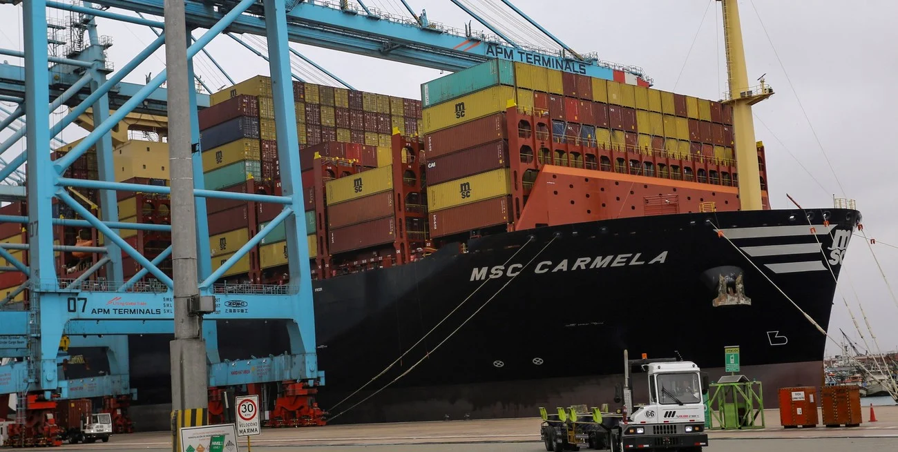 Industria argentina en jaque: producción en baja, mercado interno débil y exportaciones fuertes