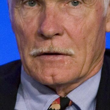 Ted Turner: el empresario que revolucionó la televisión con CNN y cambió para siempre las noticias 24 horas