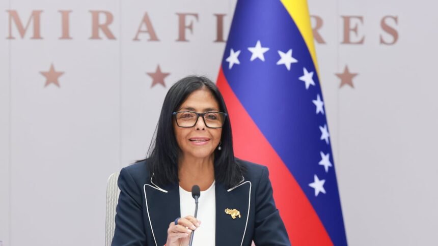 JBP2MKUDHRFIDARAGN3NM2HHW4.jpeg Delcy Rodríguez busca atraer inversión internacional en cumbre empresarial en Miami