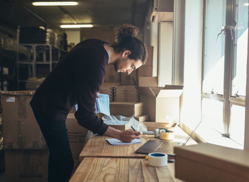 Ayudas y subvenciones para jóvenes emprendedores: guía para iniciar un negocio con apoyo financiero